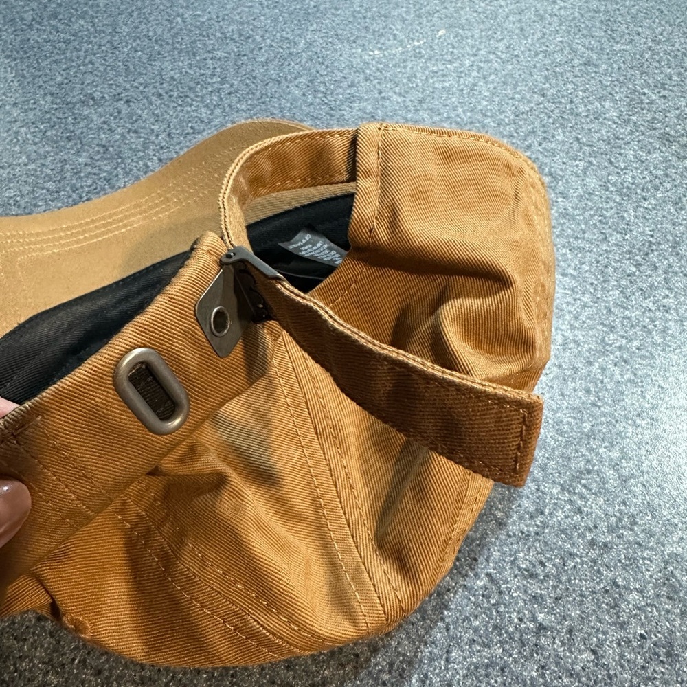 Brand new never worn women’s tan coach hat - Picture 5 of 5